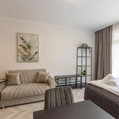 Апартамент In Sveta Elena Complex With Mineral Pool Св. Св. Константин и Елена