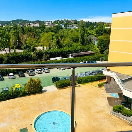 In Sveta Elena Complex With Mineral Pool Lejlighed *