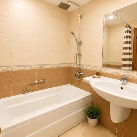 Lejlighed In Sveta Elena Complex With Mineral Pool *