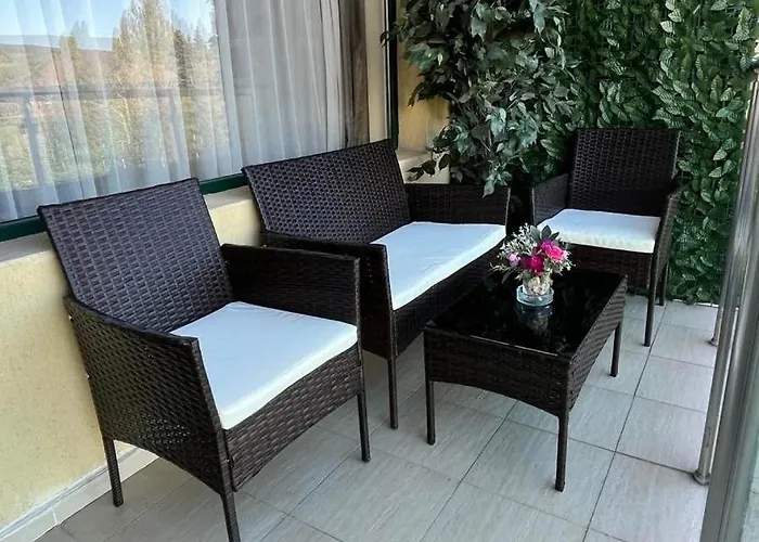 شقة In Sveta Elena Complex With Mineral Pool سينتس قسطنطين وهيلينا