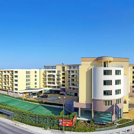 In Sveta Elena Complex With Mineral Pool شقة