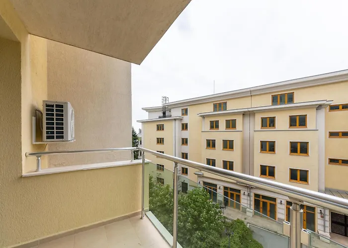 Lejlighed In Sveta Elena Complex With Mineral Pool Sankt Konstantin & Helena